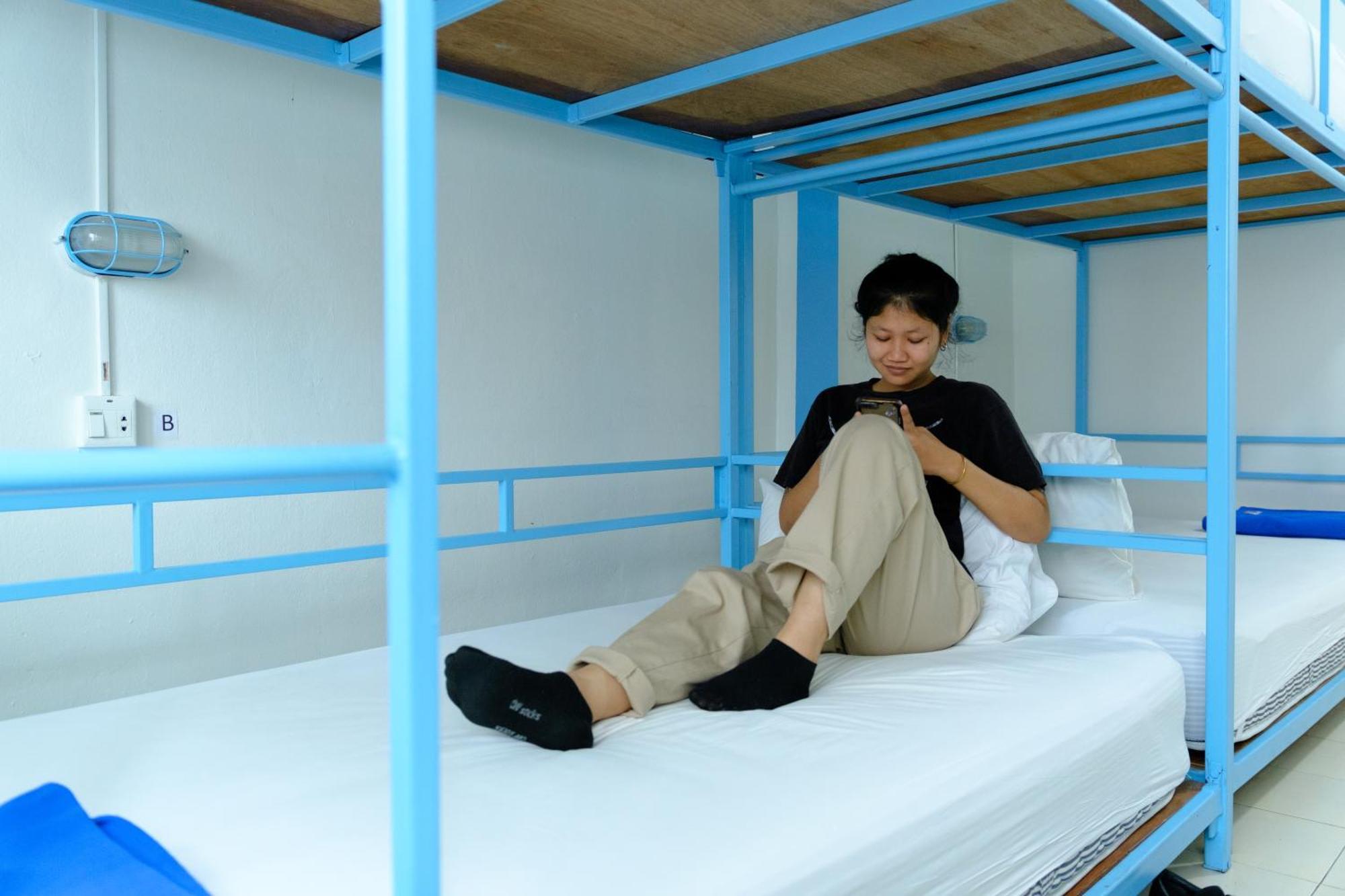 Bodega Bangkok Soi 23 (Adults Only) Hostel Exterior foto